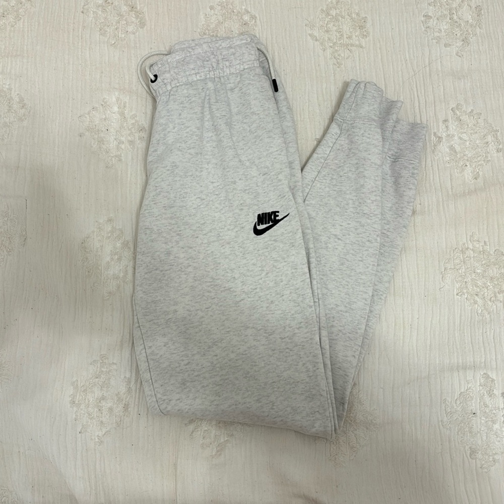 Nike fleece joggers/sweatpants